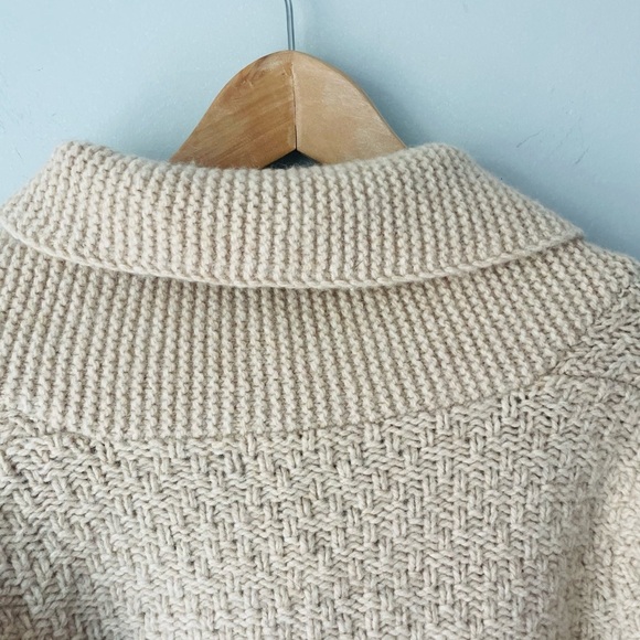 Eddie Bauer Vintage Tan Cable Knit Cardigan - Picture 8 of 9